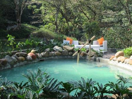 Berendam di Maribaya Hot Spring Resort, tour bandung, wisata bandung