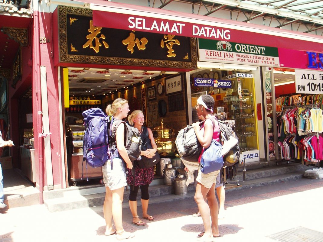Tips Backpacker Ke Malaysia Yang Murah Meriah